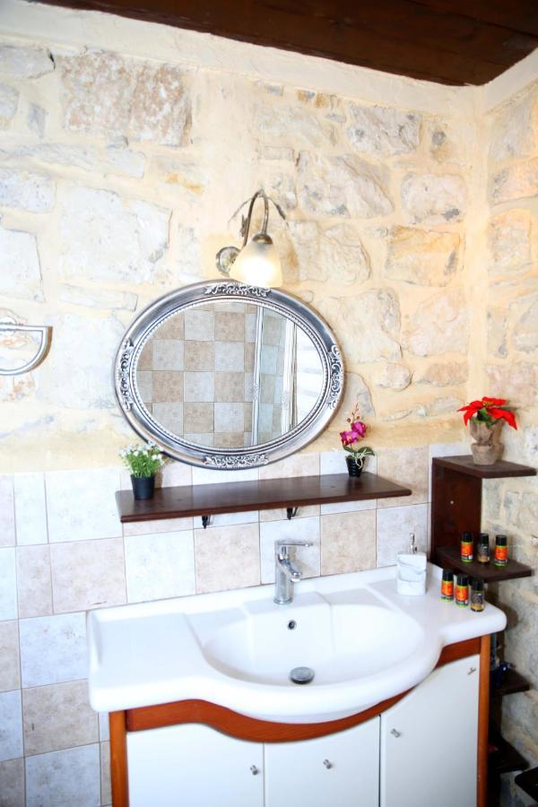 Stone House Irene Villa แอร์ซอนิสซอส ภายนอก รูปภาพ